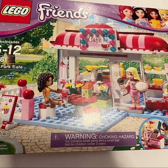 Lego Friends City Park cafe set - Picture 4 of 4